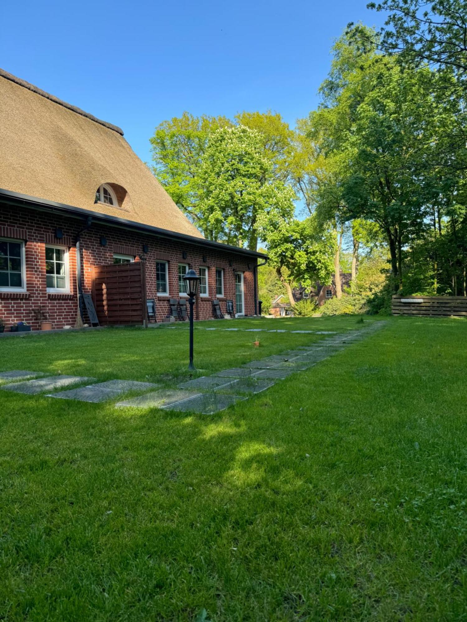 Ferienwohnungen Unter Den Eichen Stade Exterior photo